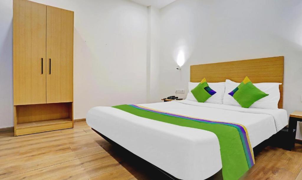 Hotel Orient Avenue Nagpur Esterno foto