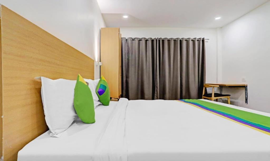 Hotel Orient Avenue Nagpur Esterno foto