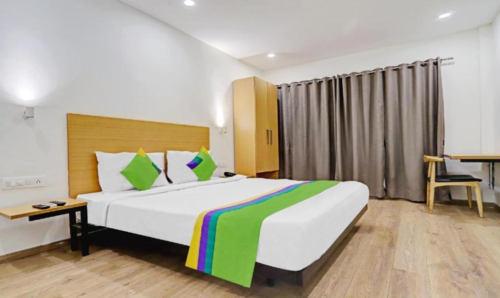 Hotel Orient Avenue Nagpur Esterno foto